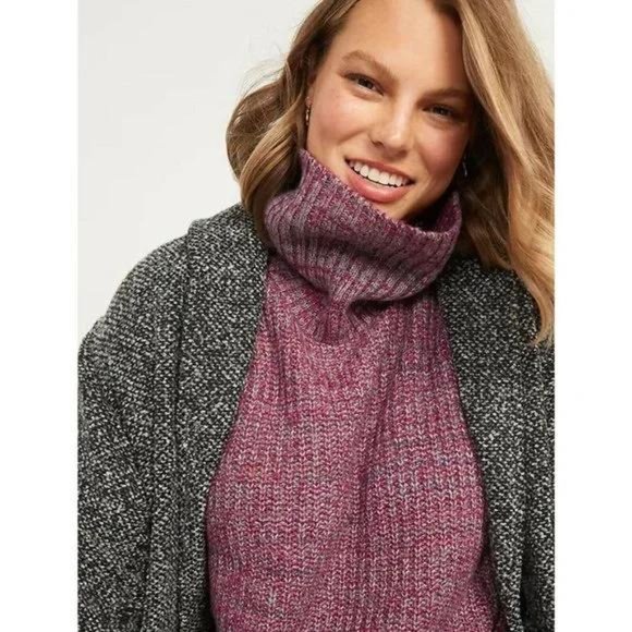 Old Navy Womens Marled Shaker Stitch Turtleneck Sweater for Women - Picture 3 of 3